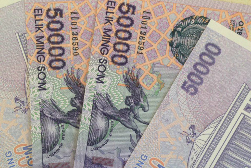 50000 Sum Scheine Währung Usbekistan