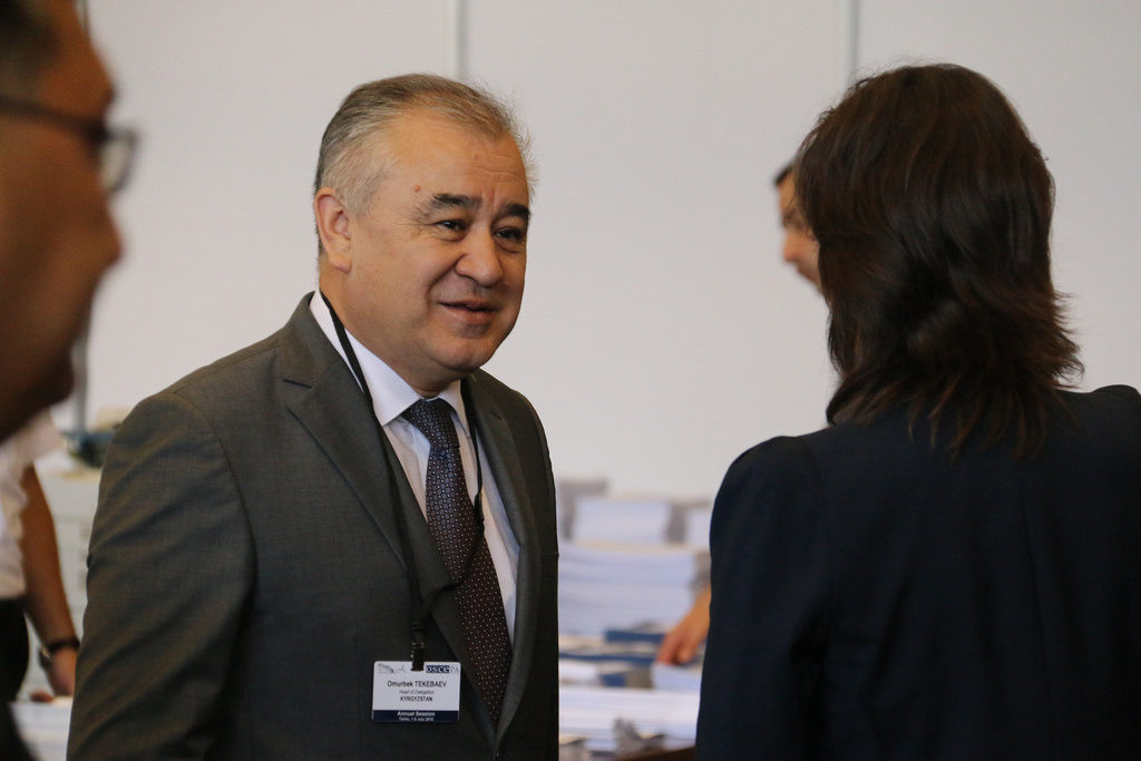 Omurbek Tekebayev