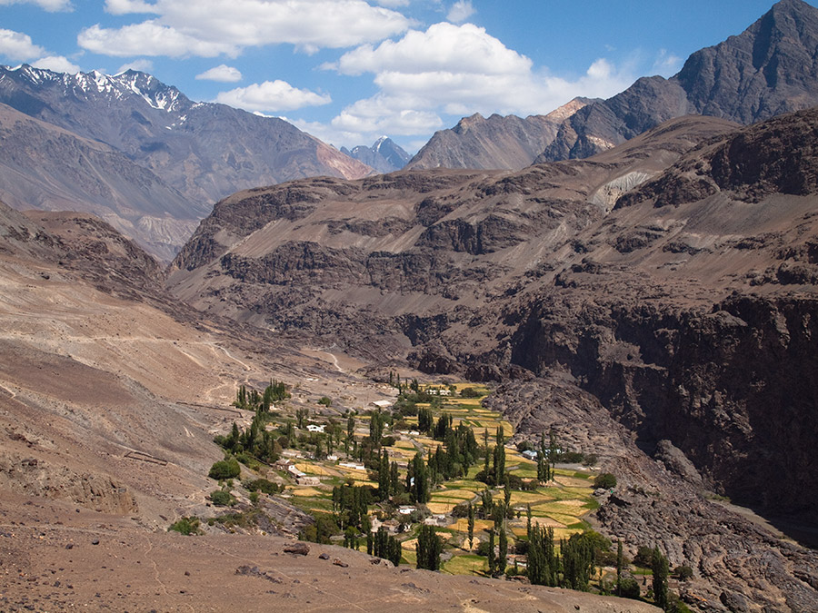 Pamir Tadjikistan Village prairie montagne