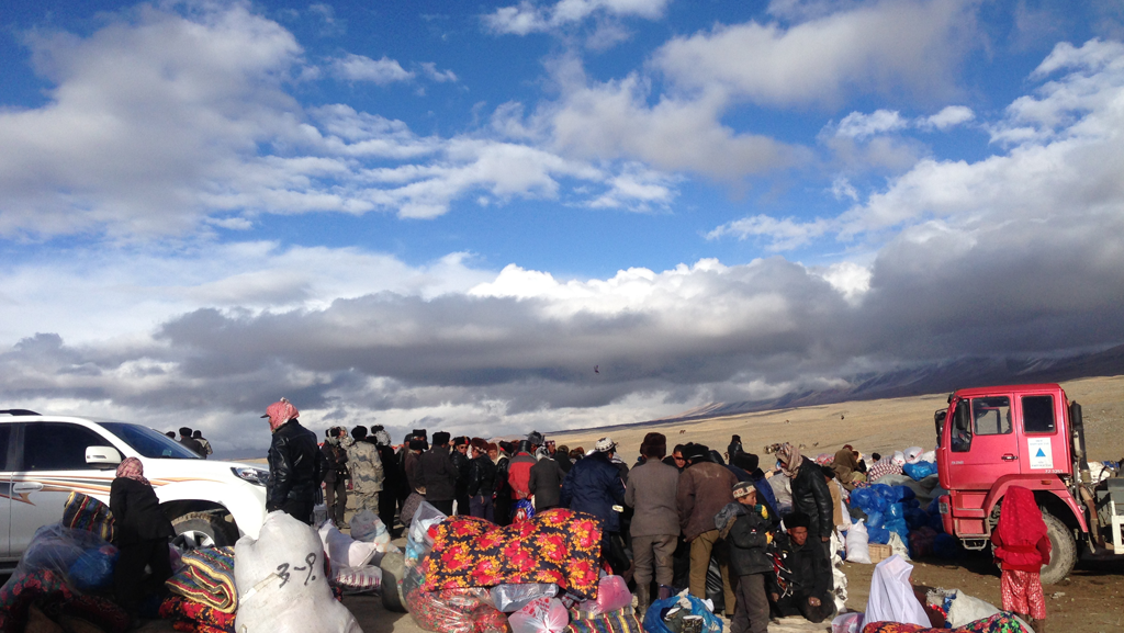 Pamir Kirghiz Afghanistan Foule Camion Plateau