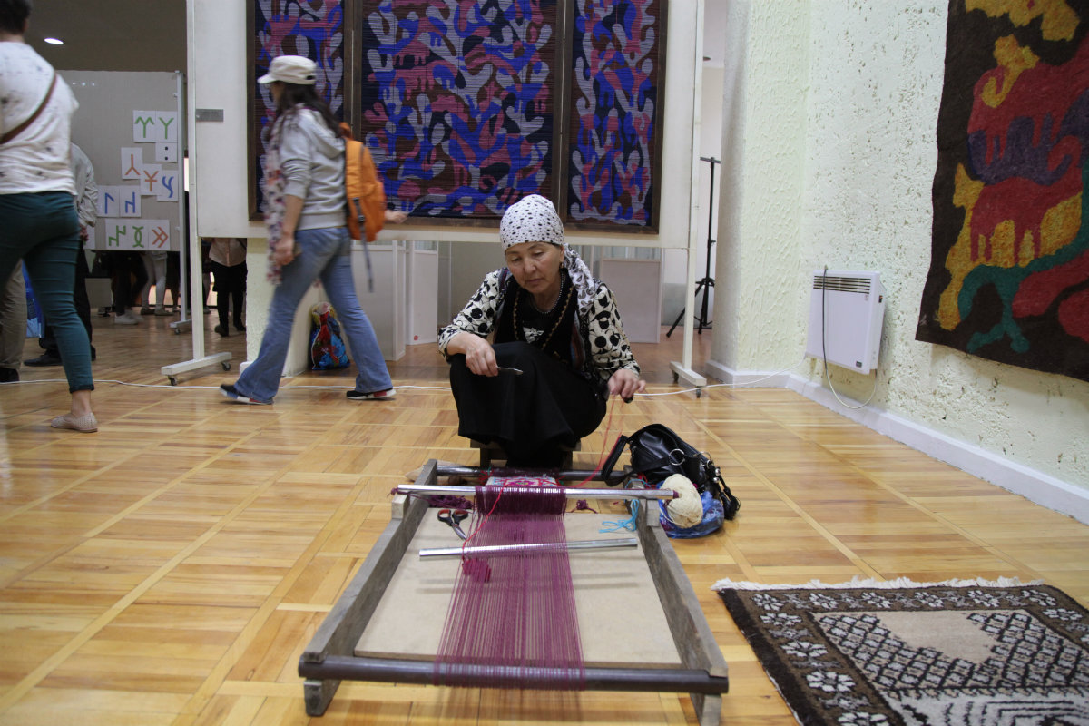 Nuit des musées Bichkek 2017 Kirghizstan Tissage