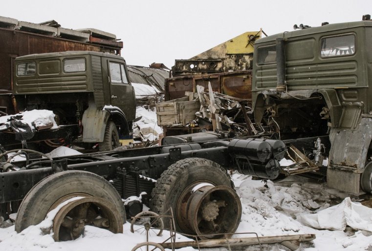 Ekibastouz Kazakhstan Kamaz Cimetière Garage