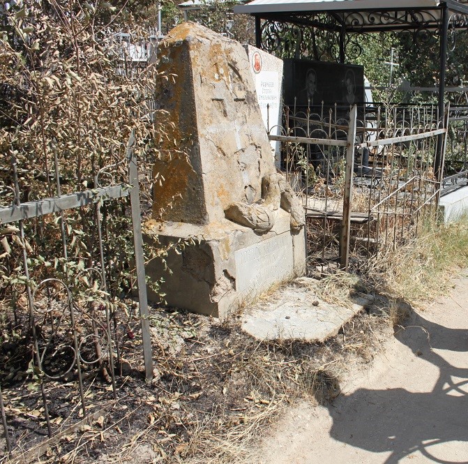 Tombe Prisonnier Guerre Samarcande Ouzbékistan