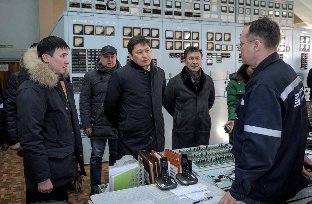 Premier ministre Sapar Issakov Kirghizstan Centrale Chauffage
