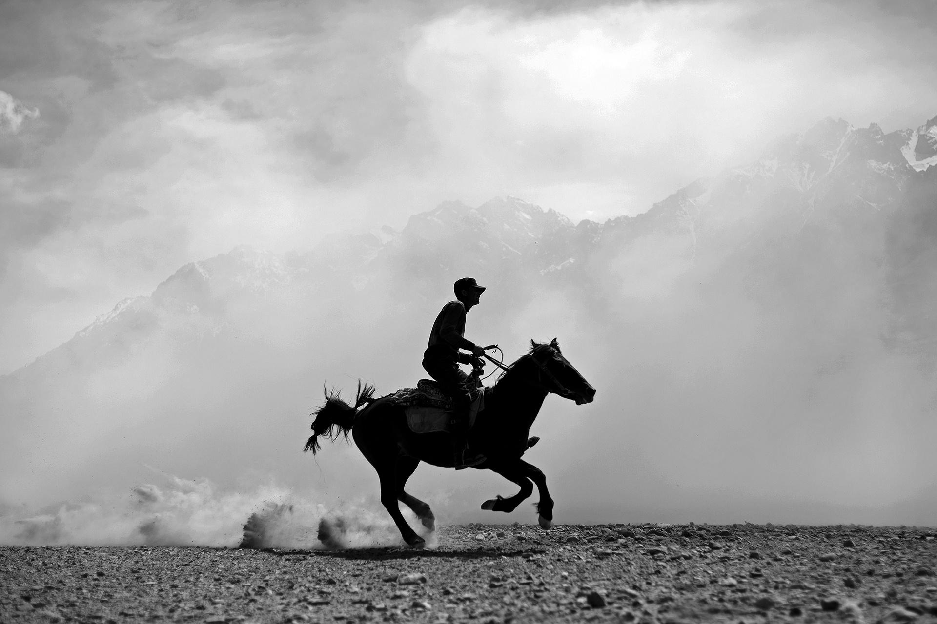 Xinjiang Région ouïghoure Maxime Crozet Identité Chine Cavalier