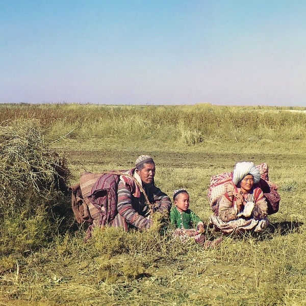Asie centrale XXème siècle 1910 Voyage Sergueï Prokoudine-Gorski Empire russe Photographie Nomades Kirghiz Steppe de la Faim
