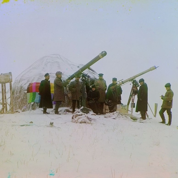 Asie centrale XXème siècle 1910 Voyage Sergueï Prokoudine-Gorski Empire russe Photographie Steppes de la Faim Cherniaevo éclipse 1907