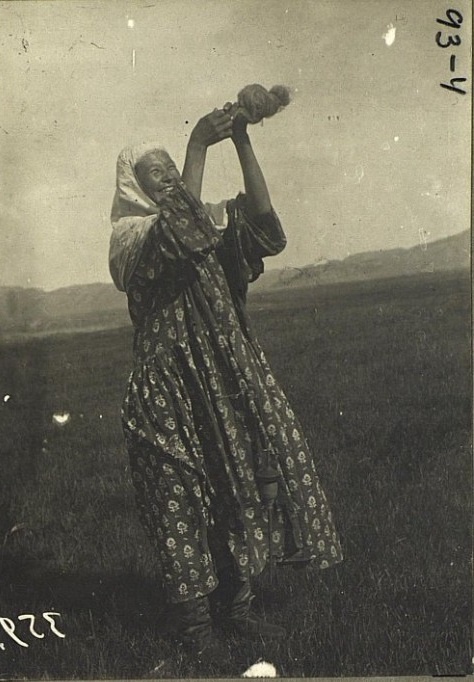 Kazakhs Semipalatinsk Femme Portrait Kazakhstan XIXème XXème siècle 19ème 20ème Photographies Histoire Société