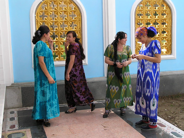 Femmes Tadjikistan Société Vie quotidienne charge responsabilité