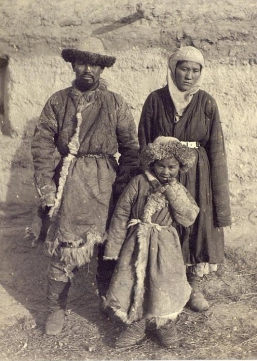 Kazakhs Semiretchensk Famille Kazakhstan XIXème XXème siècle 19ème 20ème Photographies Histoire Société