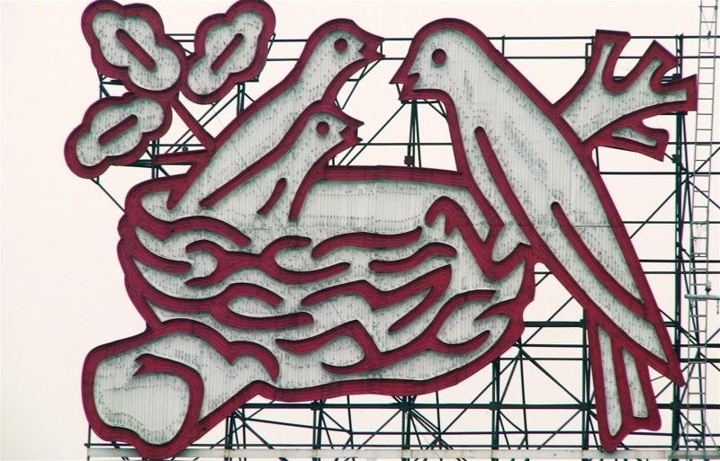 Panneau Publicitaire Nestlé Logo Ouzbékistan
