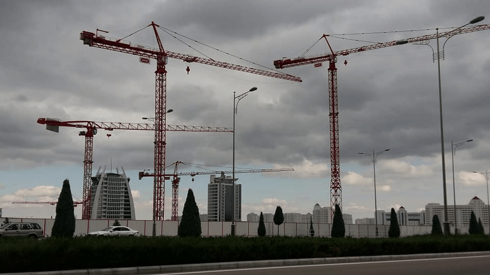 Turkménistan Bouygues Parlement Construction Economie