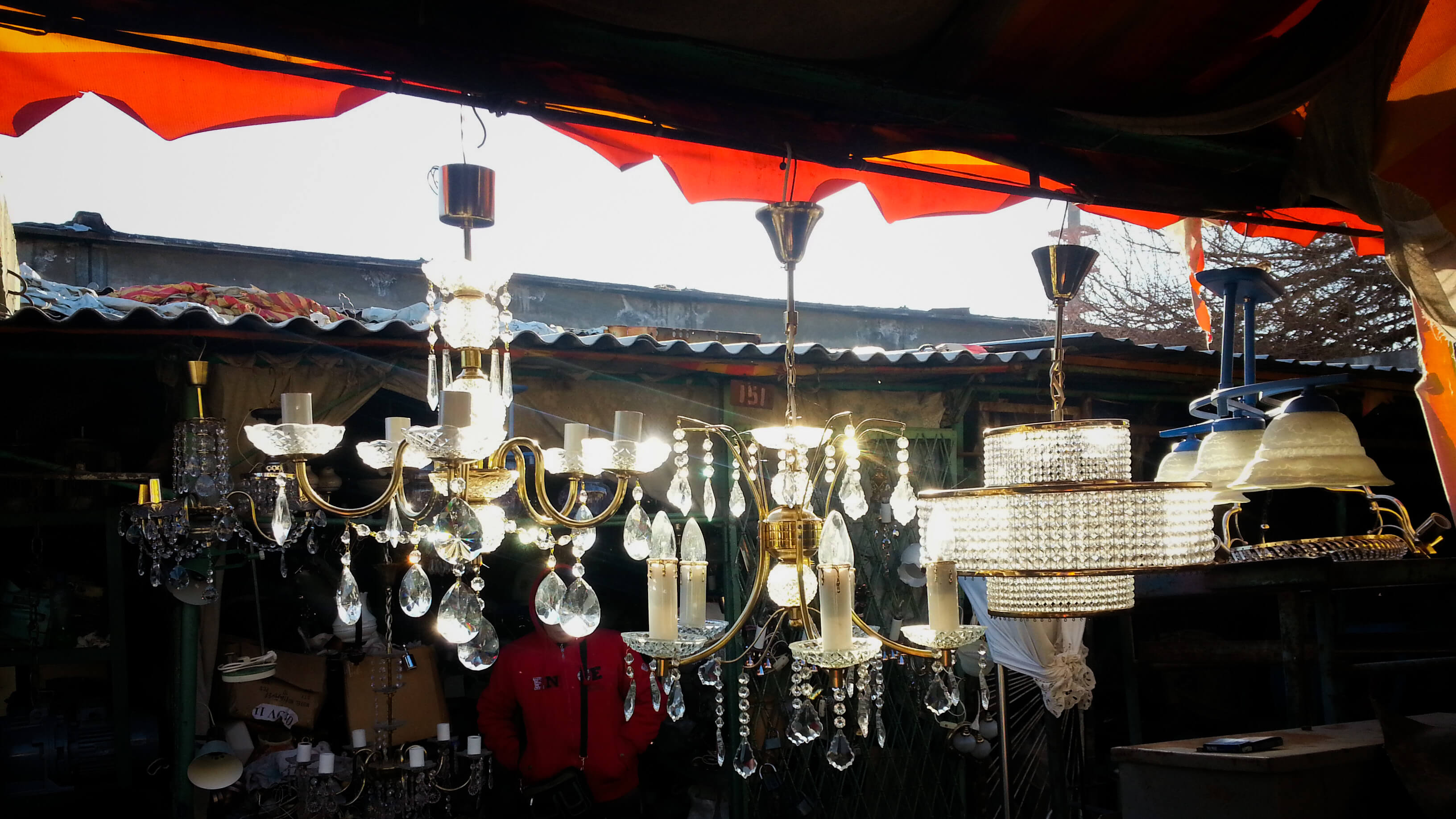 Lustre Bazar Yangiabad Tachkent Ouzbékistan Stanislav Magay