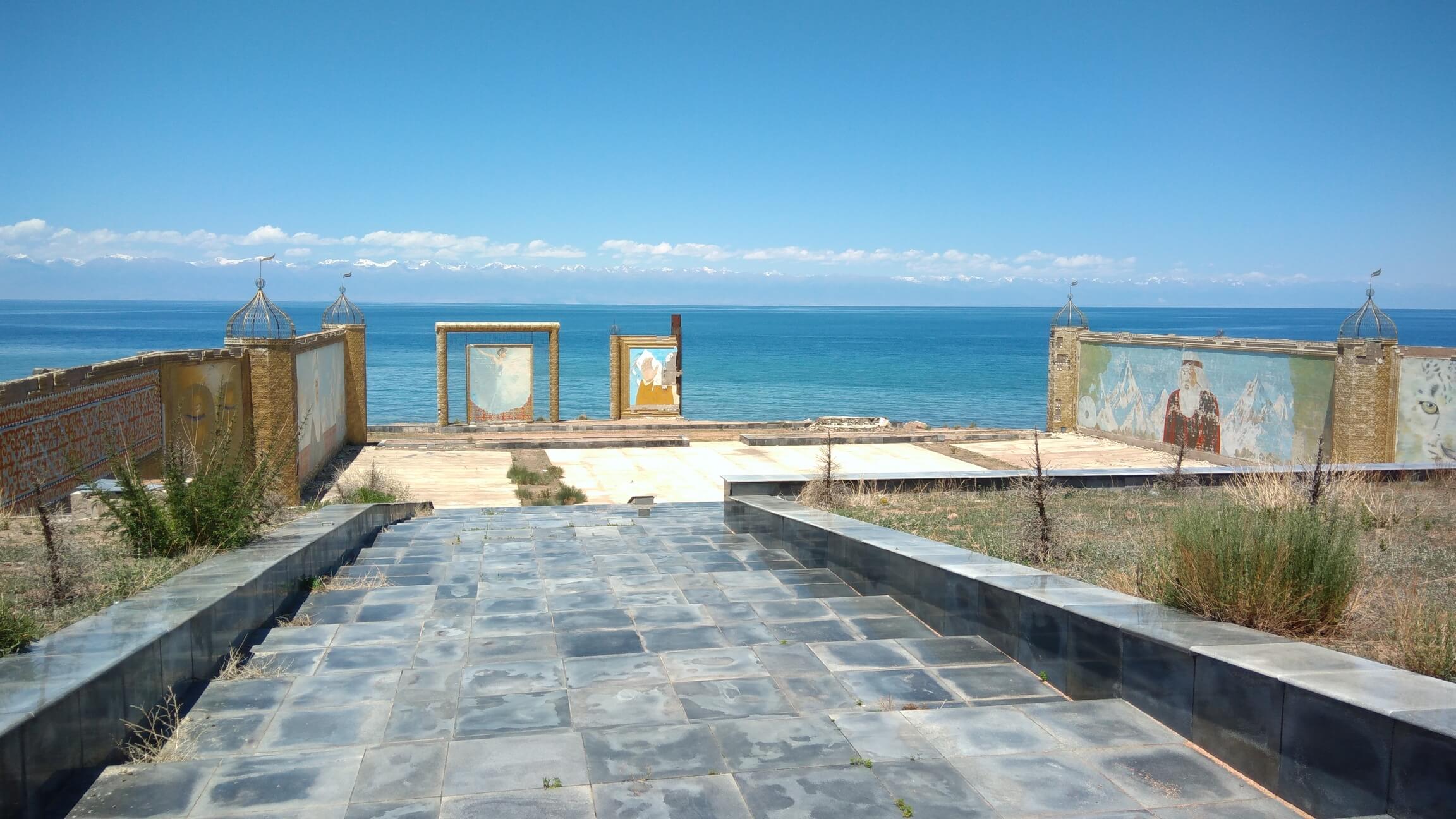 Amphithéâtre Aalam Ordo Ruine Issyk-Koul Kirghizstan