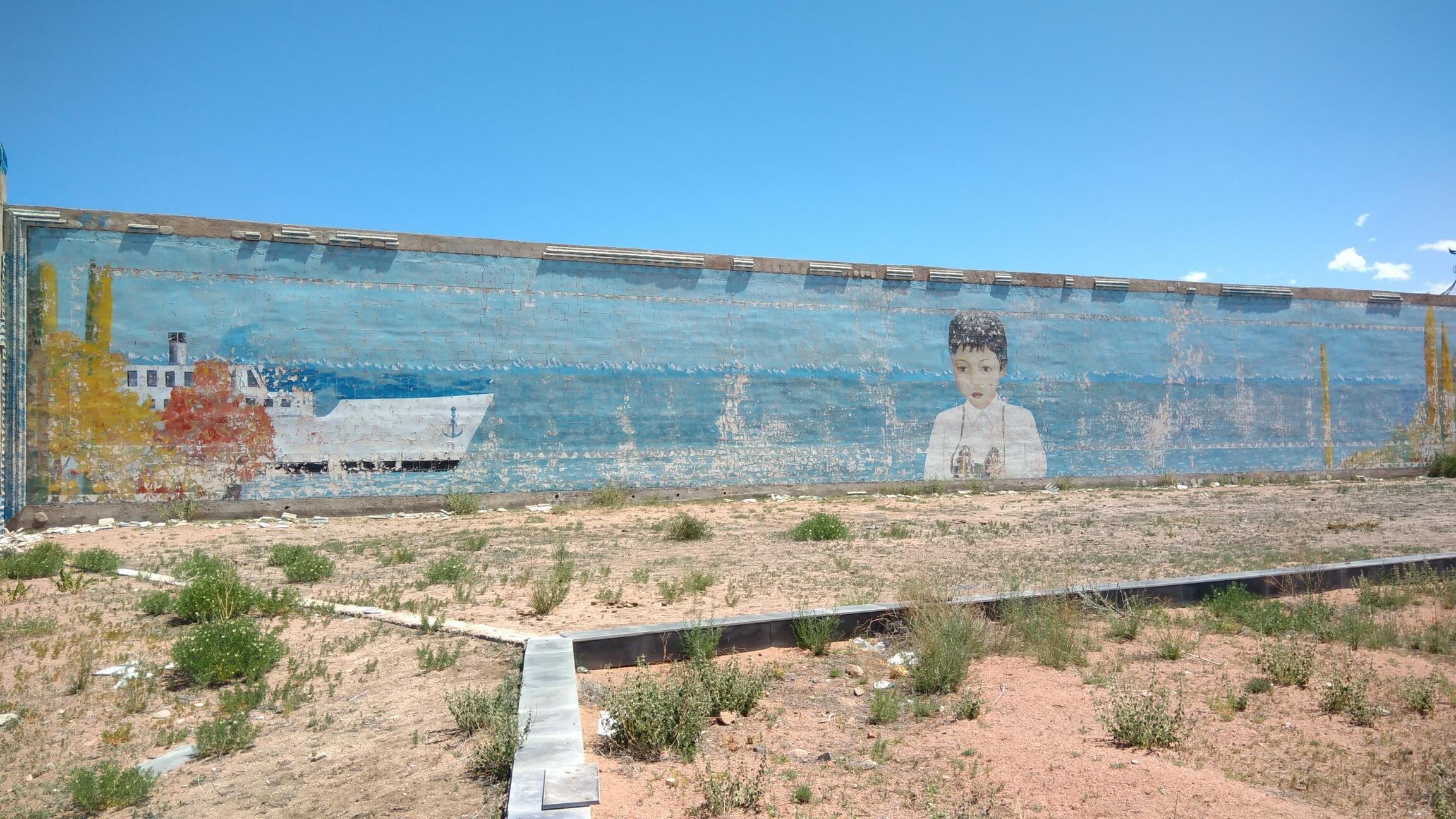 Fresque Garçon Roman Aïtmatov Issyk-Koul Kirghizstan